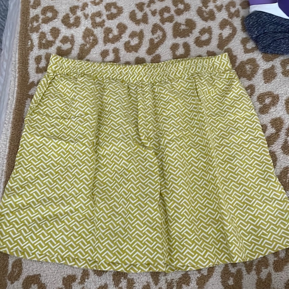 Merona greenish/yellowish skirt in GREAT CONDITION 16.5” length